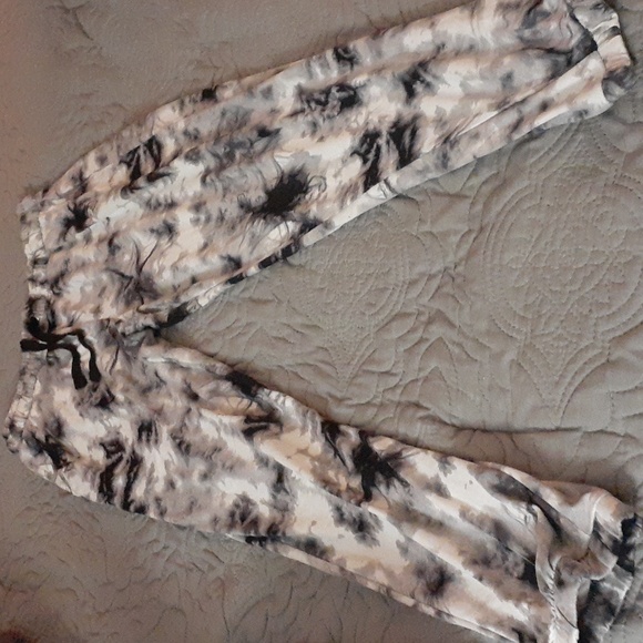 Hot Kiss 2 piece set - Picture 4 of 7